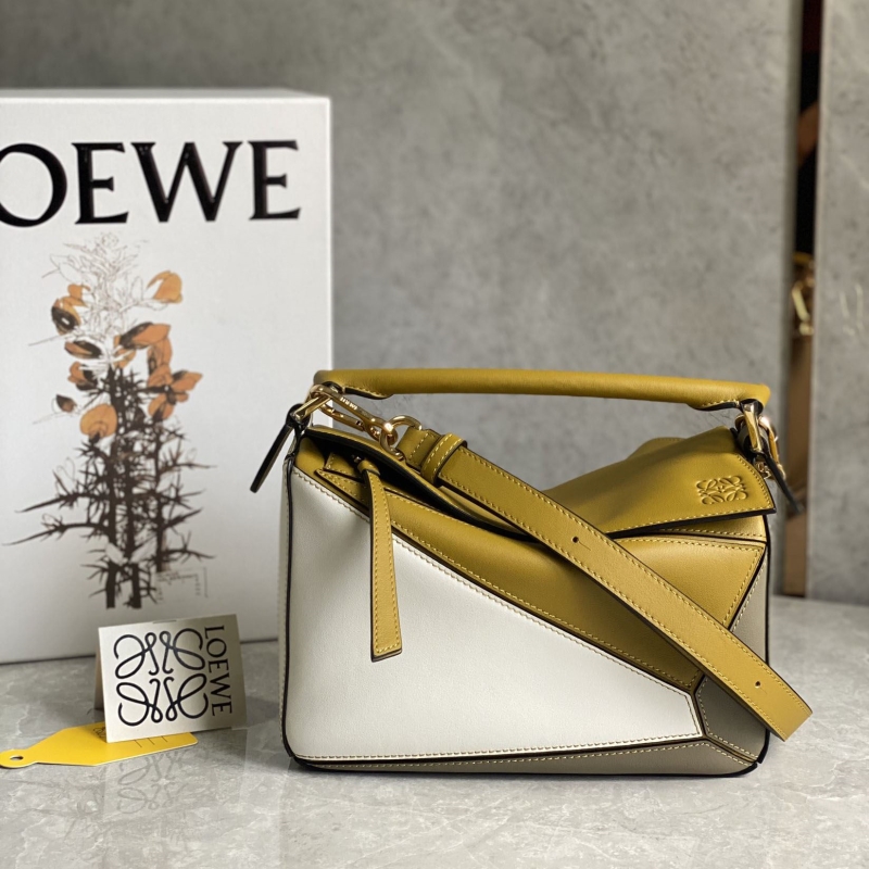 l*ew* handle bags